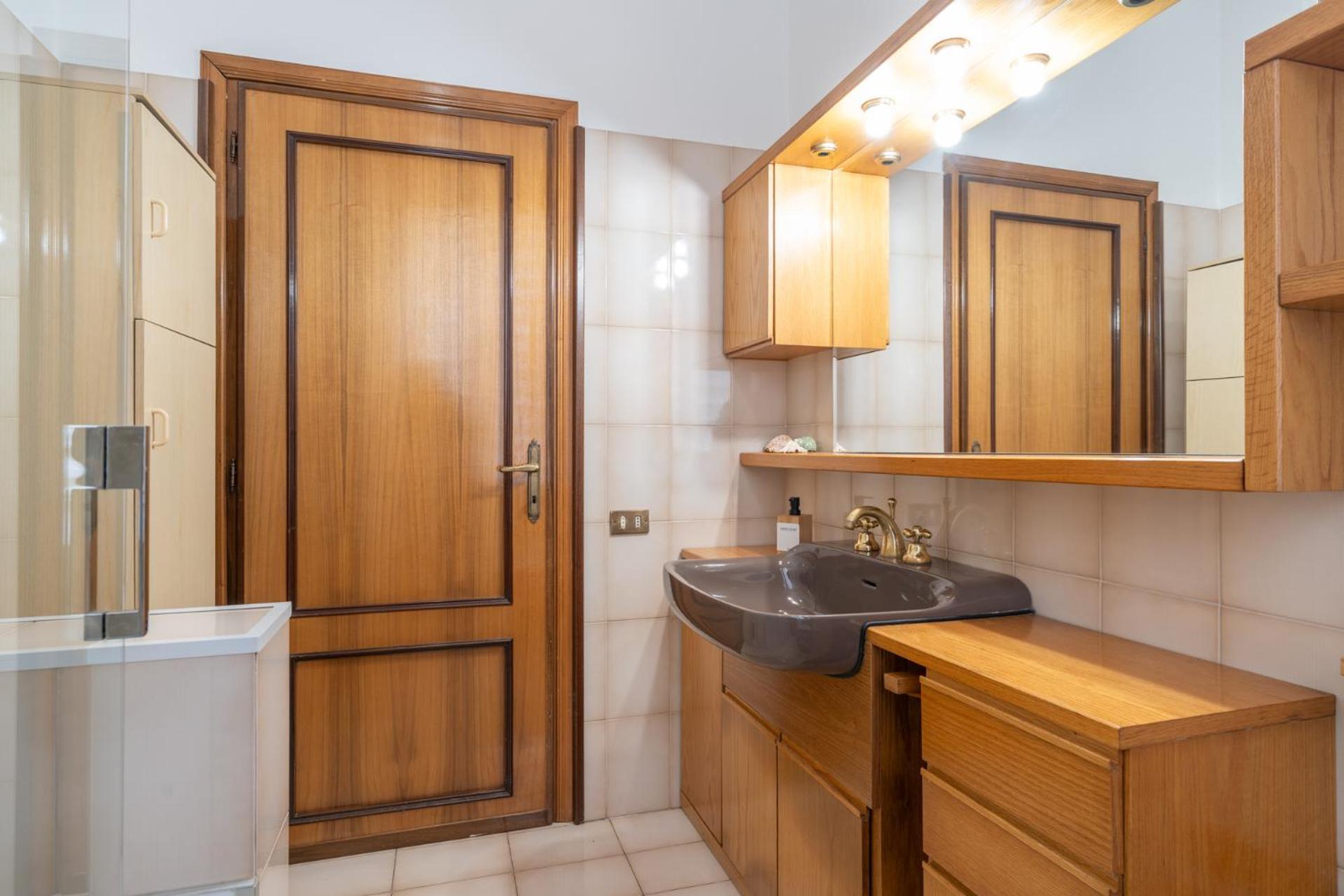 Appartamento Traveler'S Retreat In Lecco Esterno foto